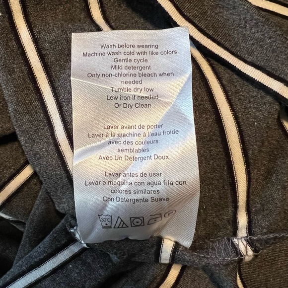 NWT! A pea in the pod striped maternity dress - Picture 7 of 10